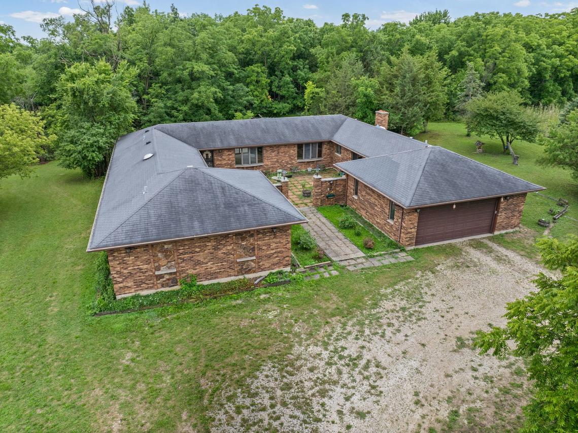 23857 W Town Line Rd., Lake Villa, IL 60046