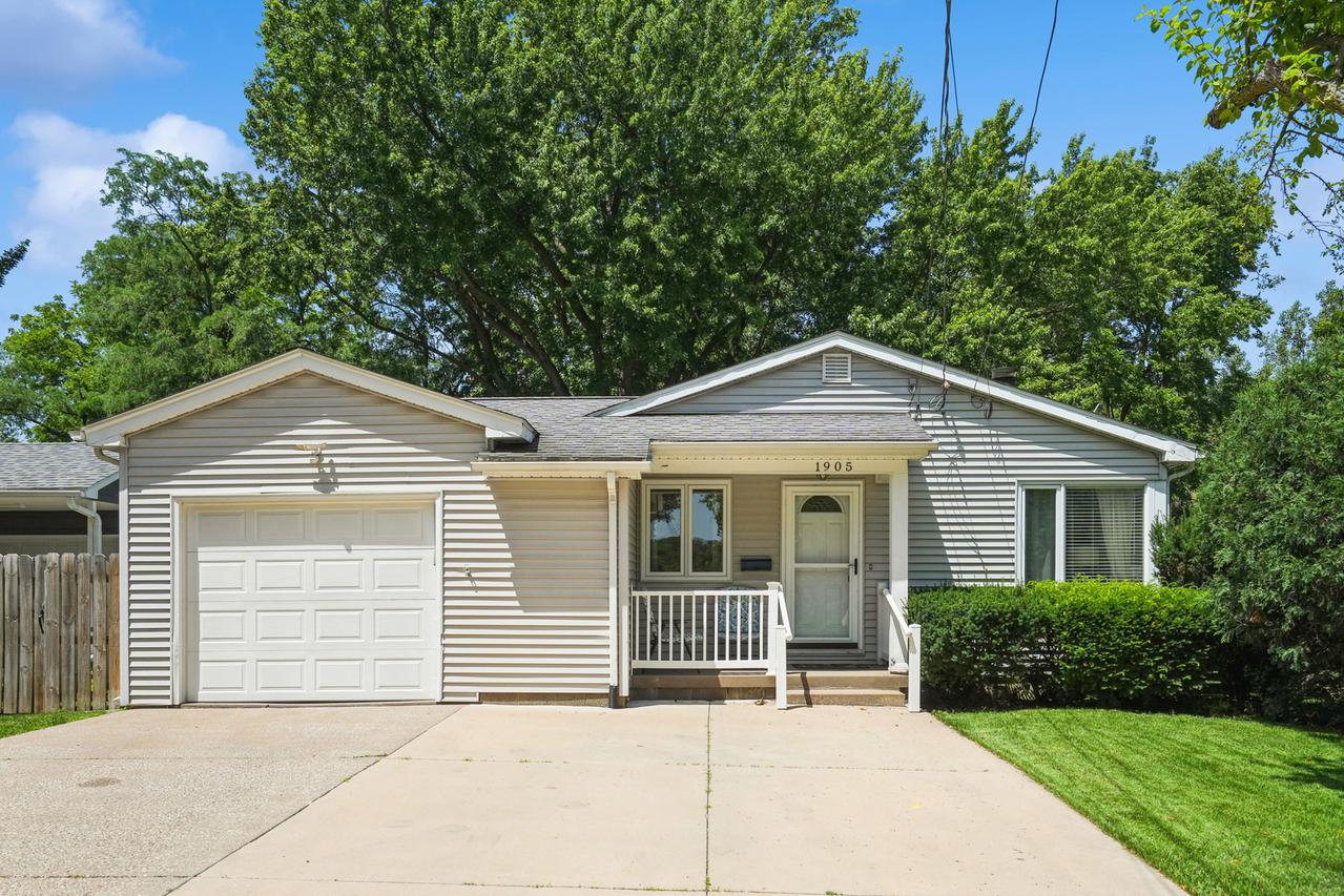 1905 4th Street A St., East Moline, IL 61244