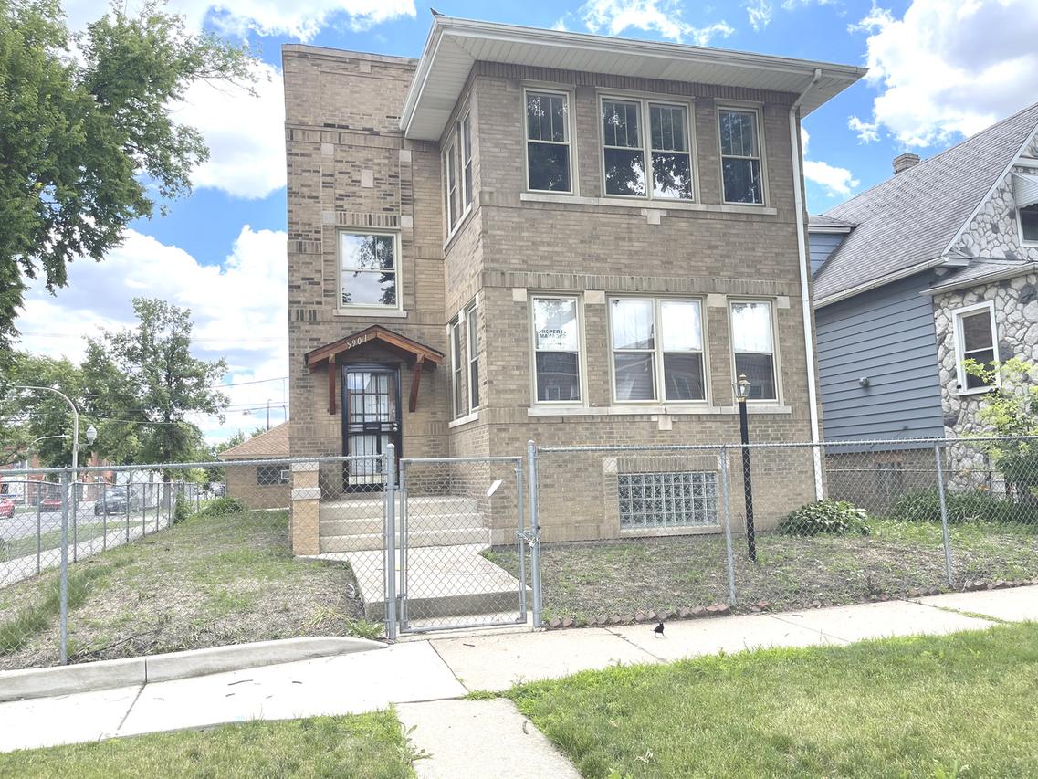 5901 W Rice St., Chicago, IL 60651