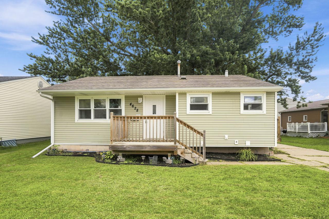 4628 50th St., Moline, IL 61265
