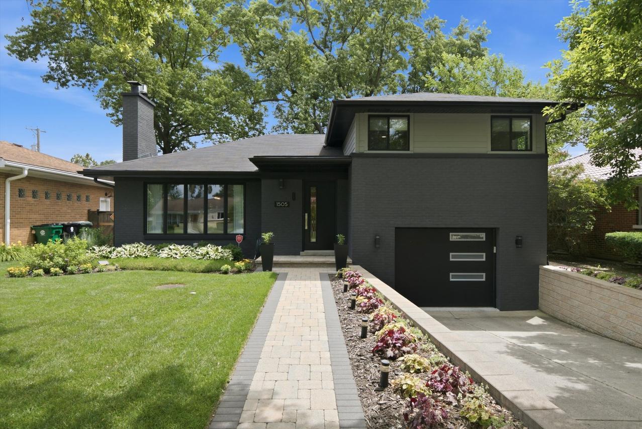 1505 Hoffman Ave., Park Ridge, IL 60068