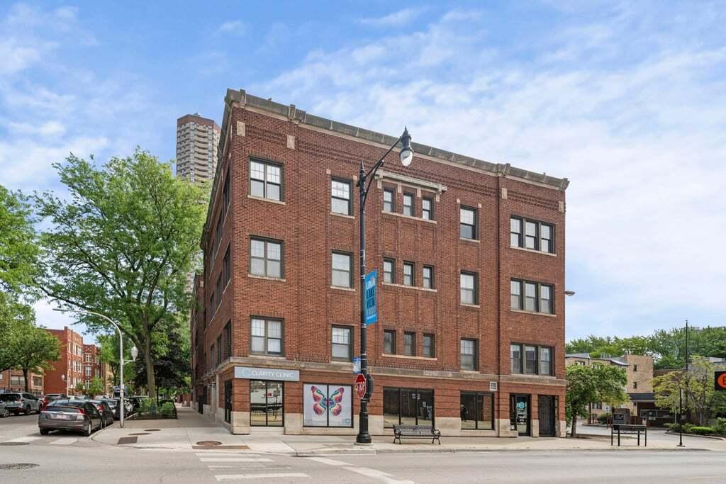 735 W Waveland Ave. #3, Chicago, IL 60613
