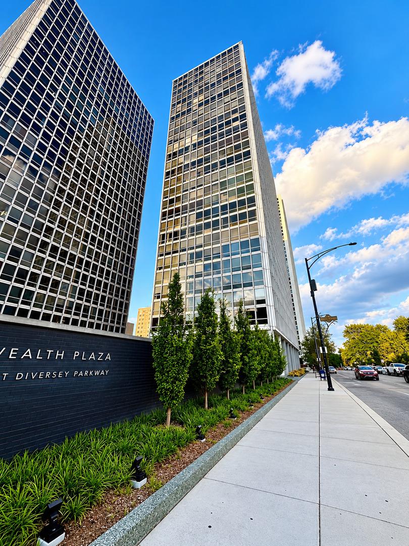 330 W Diversey Pkwy. #807-809, Chicago, IL 60657