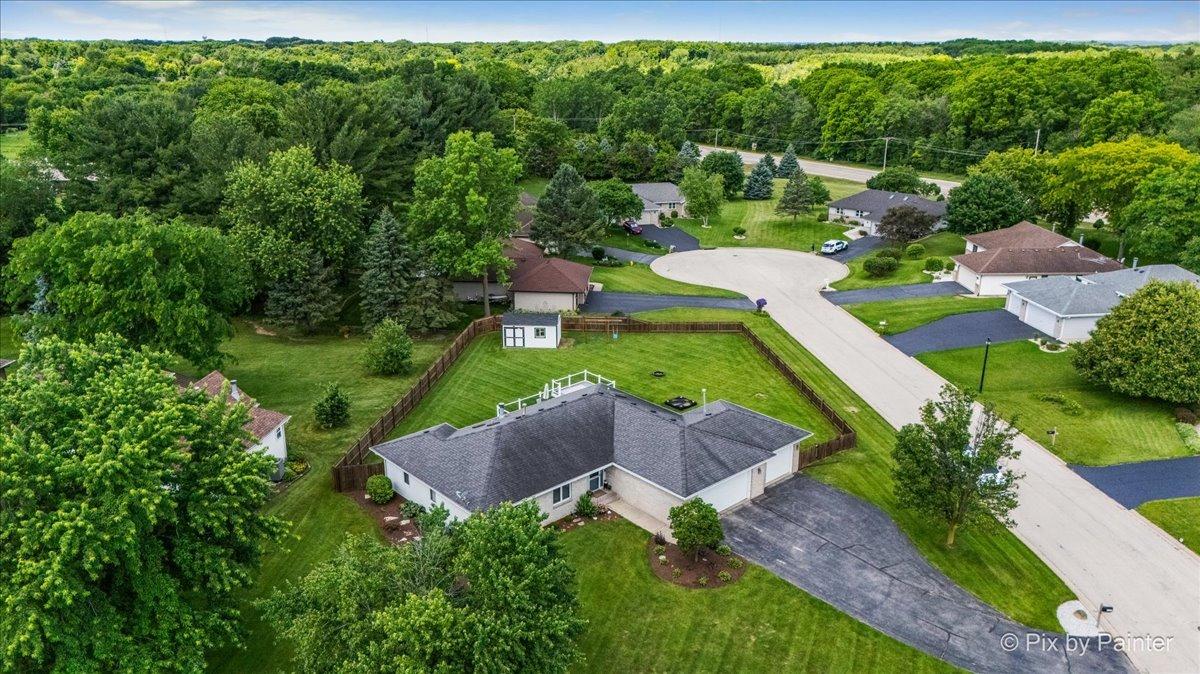 7585 Derby Close, Caledonia, IL 61011