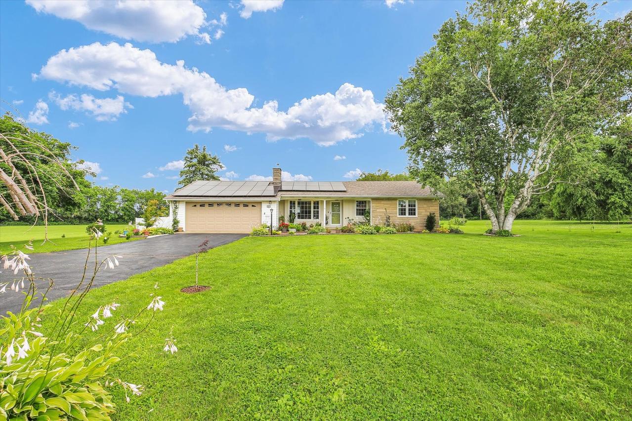 601 W Woodyard Ave., Ridge Farm, IL 61870
