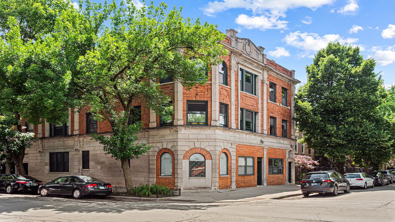 650 N Wood St. #3S, Chicago, IL 60622