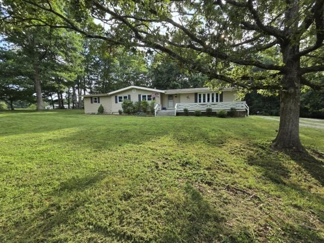 15827 N Mccauley Ln., Mt Vernon, IL 62864