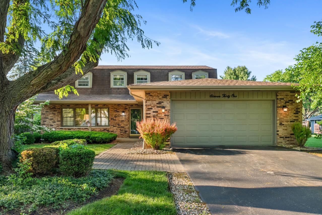 1131 Laureli Cir., Naperville, IL 60540