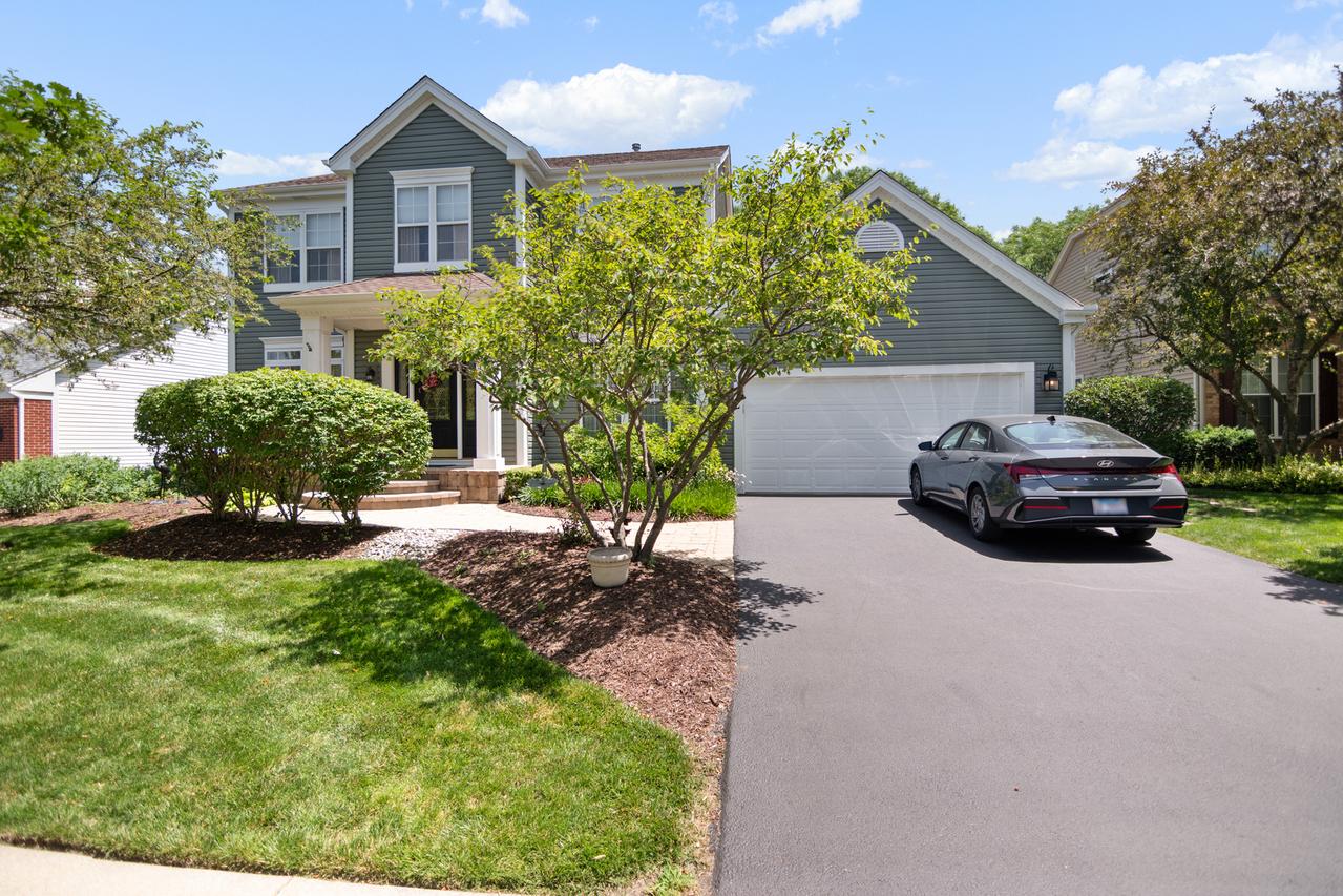 597 Cliffwood Ln., Gurnee, IL 60031
