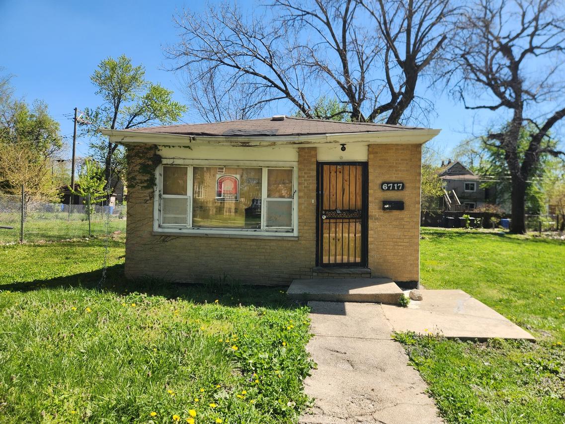 6717 S Rhodes Ave., Chicago, IL 60637