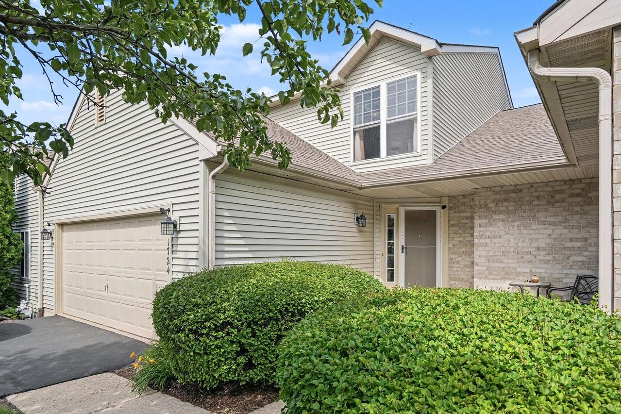 1724 Court St., Mchenry, IL 60051