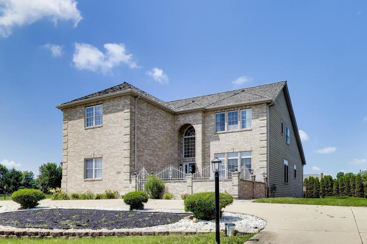 8303 Appaloosa Ln., Spring Grove, IL 60081