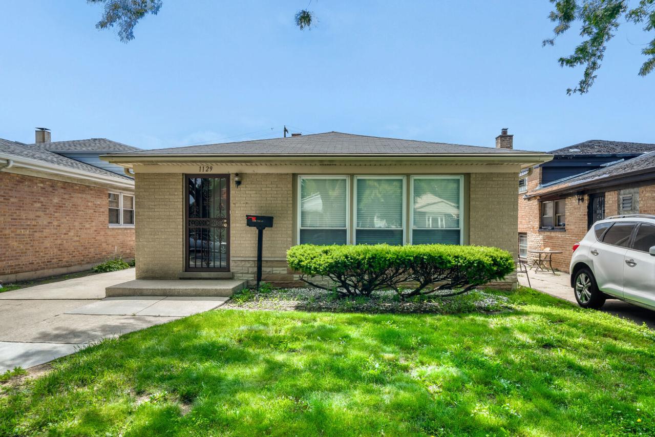 1129 W 107th St., Chicago, IL 60643