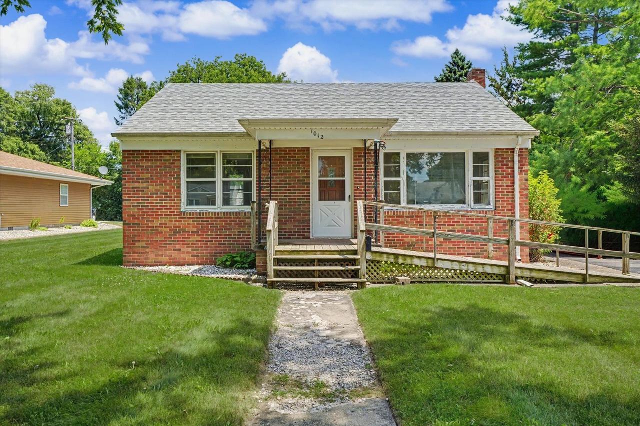 1012 N Sangamon Ave., Gibson City, IL 60936