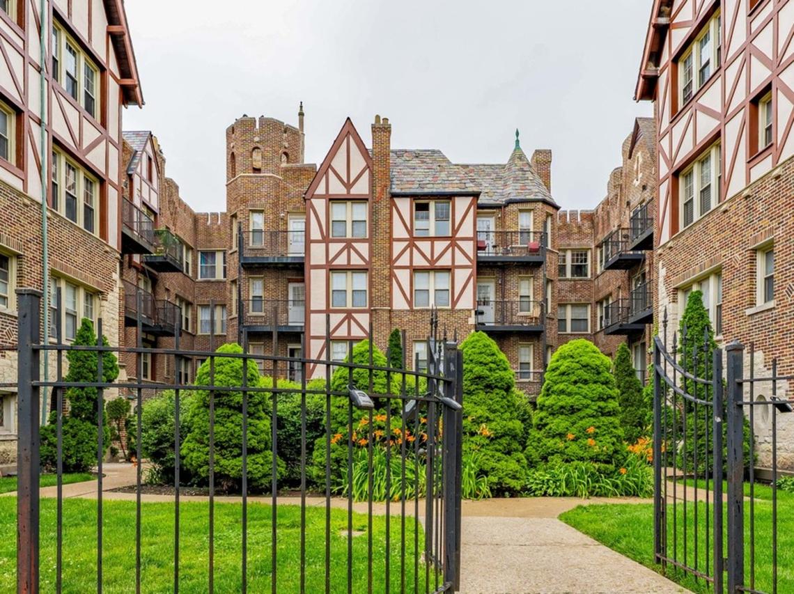 5717 N Kimball Ave. #2N, Chicago, IL 60659
