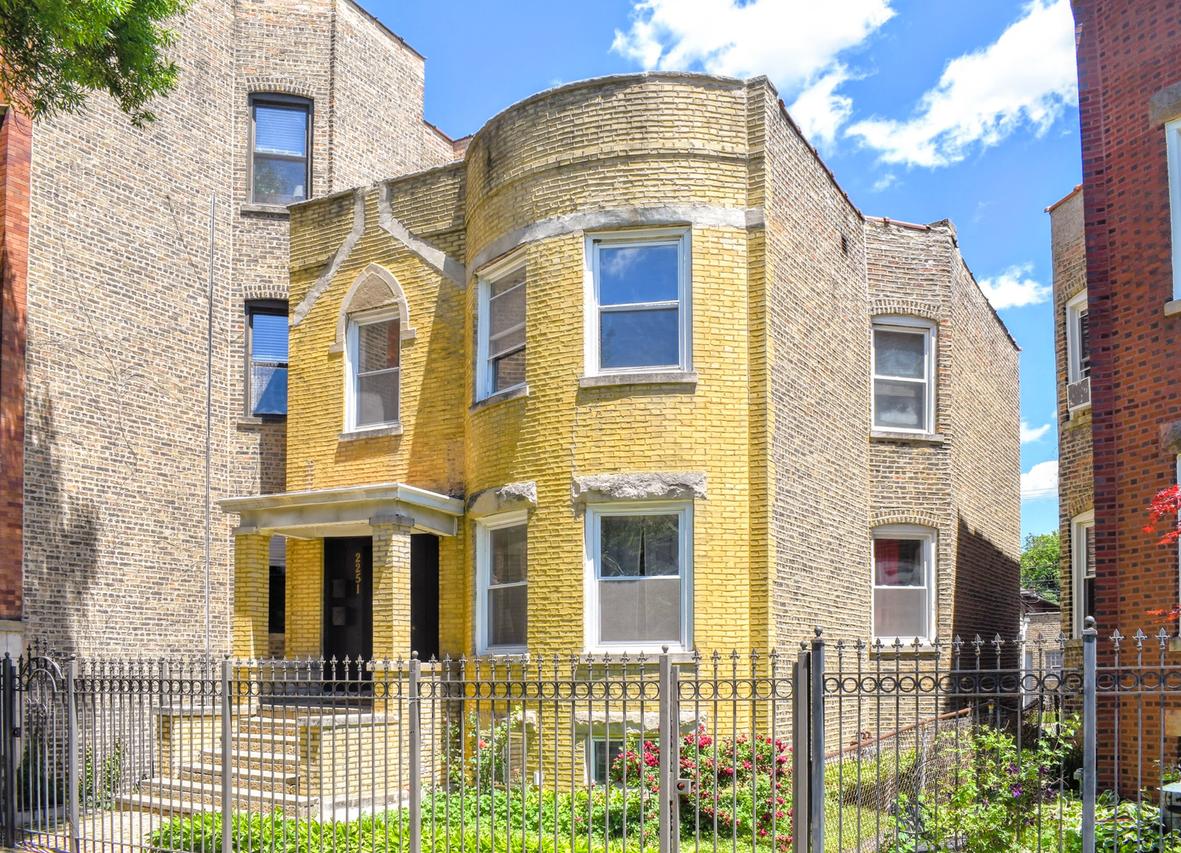 2251 N Sawyer Ave., Chicago, IL 60647