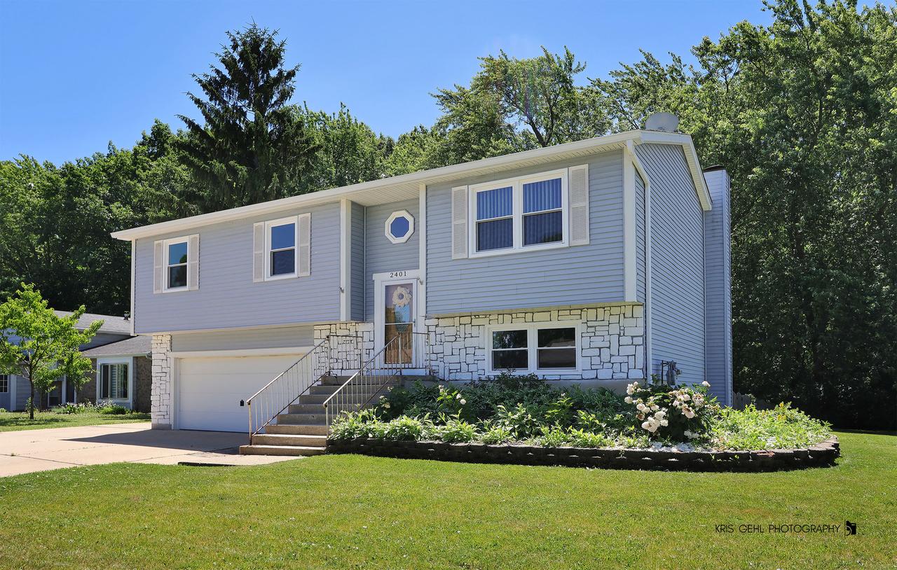 2401 Mallard Dr., Lindenhurst, IL 60046