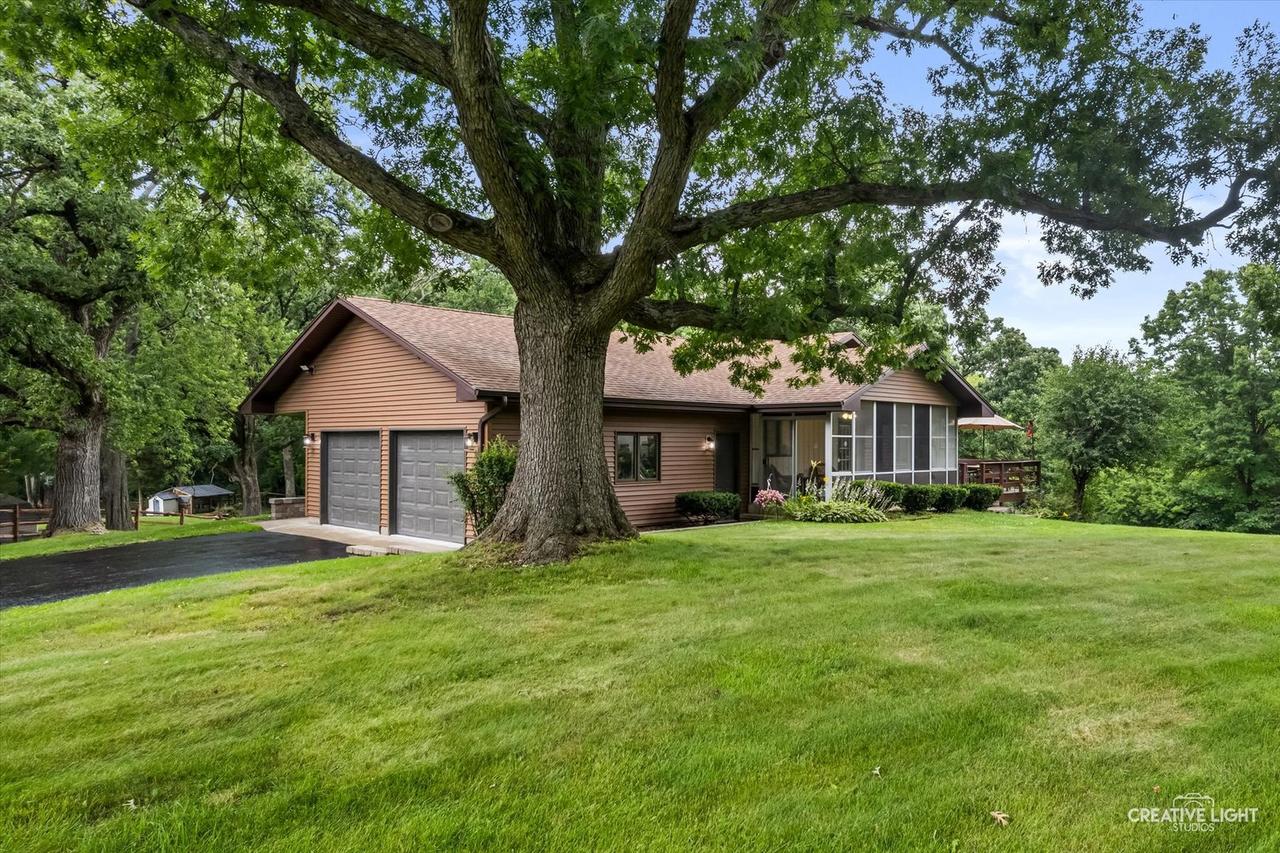 10033 W Hillshire Dr., Richmond, IL 60071