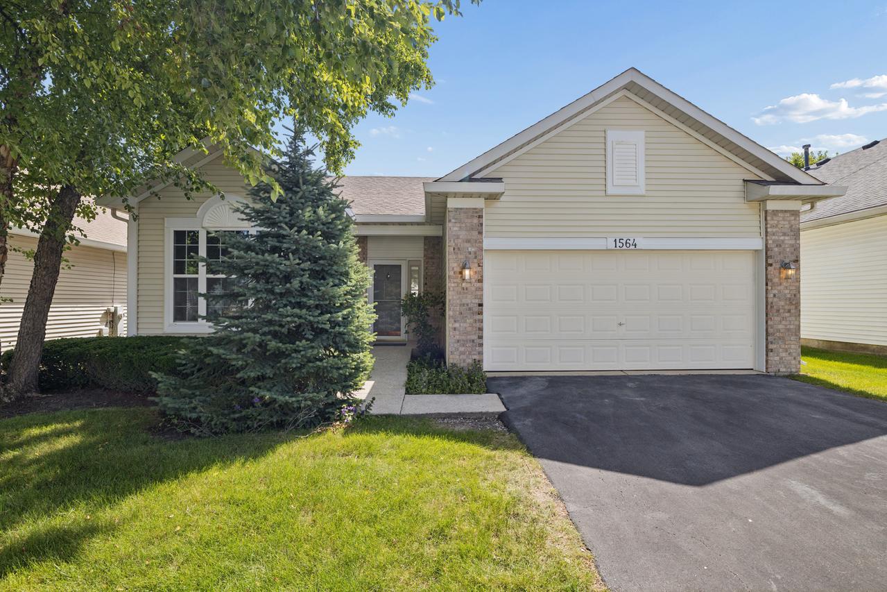 1564 Benzie Cir., Romeoville, IL 60446