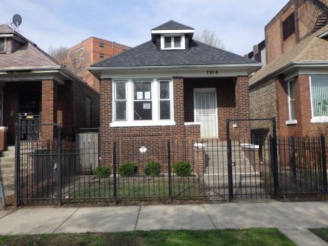 7916 S East End Ave., Chicago, IL 60617