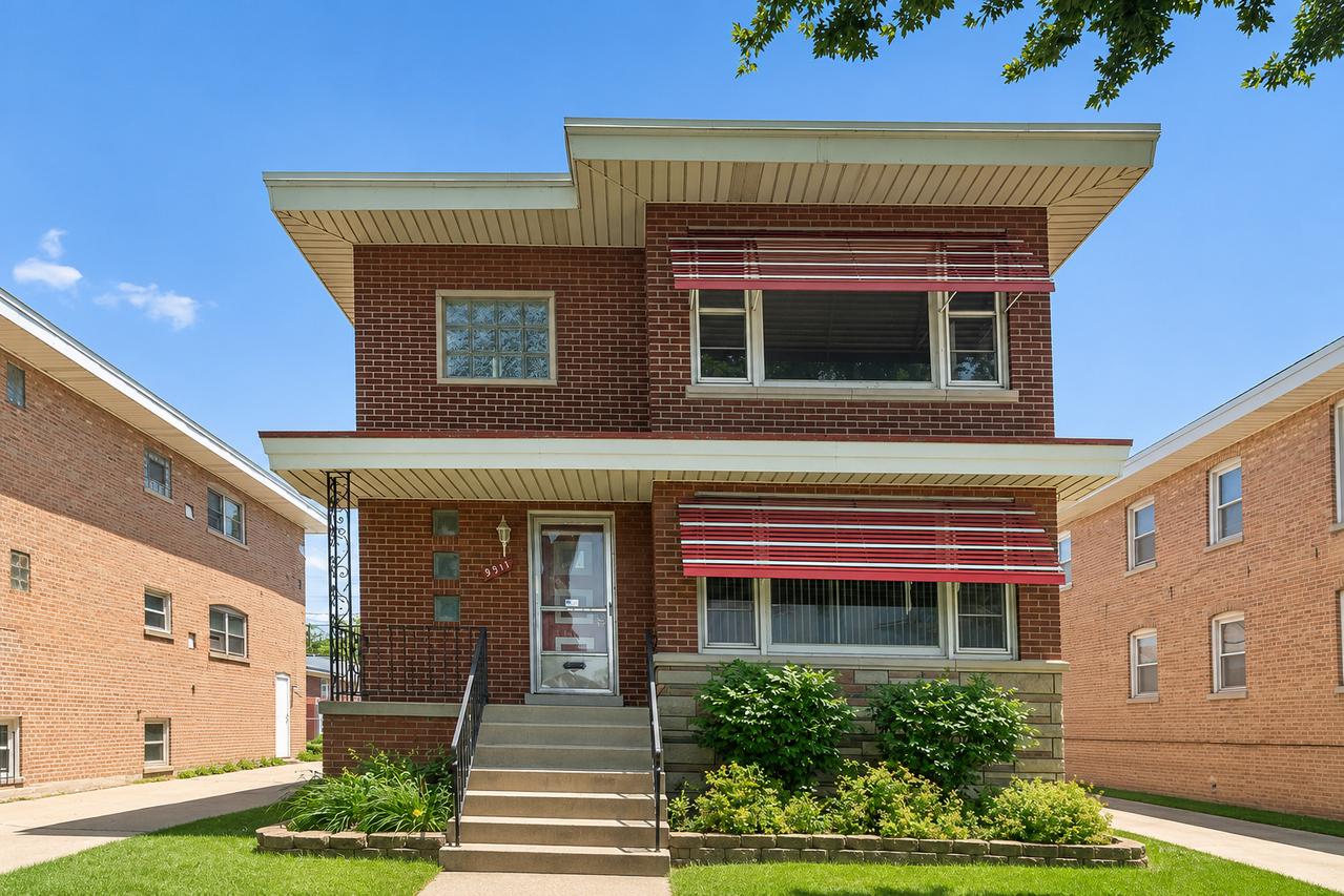 9313 S Pulaski Rd., Evergreen Park, IL 60805
