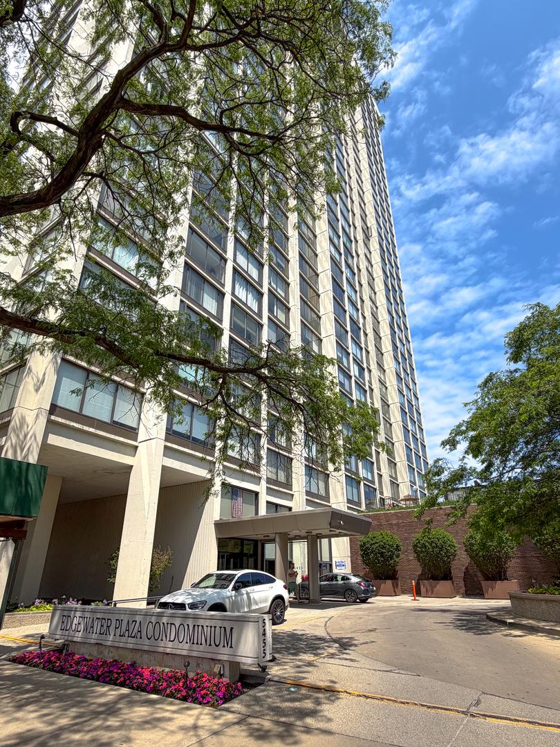 5455 N Sheridan Rd. #1908, Chicago, IL 60640
