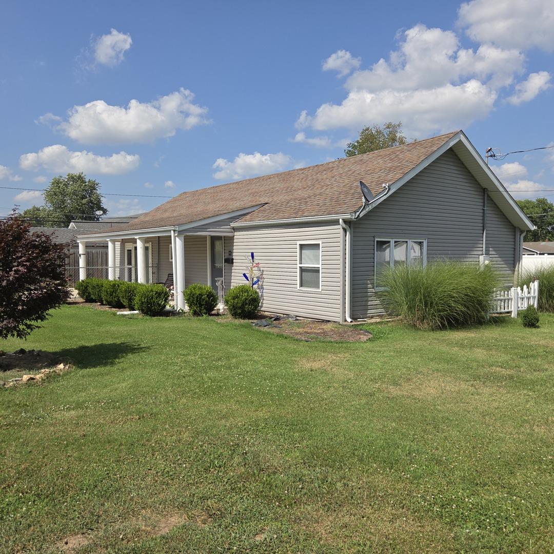 505 Sylvester Ave., Christopher, IL 62822