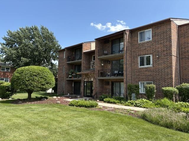 9840 W 153rd St. #1NE, Orland Park, IL 60462