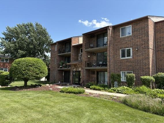 New Homes with Master Bedrooms on the 1st Floor in Orland Park: June 27th to July 3rd