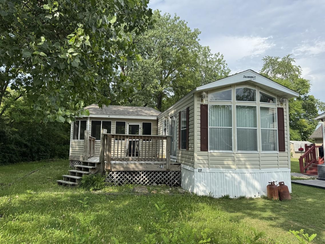 27 Bluegill Cir., Wilmington, IL 60481
