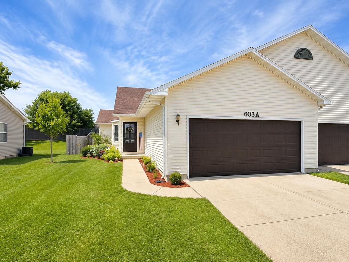 603 Davidson Dr. #A, Minooka, IL 60447
