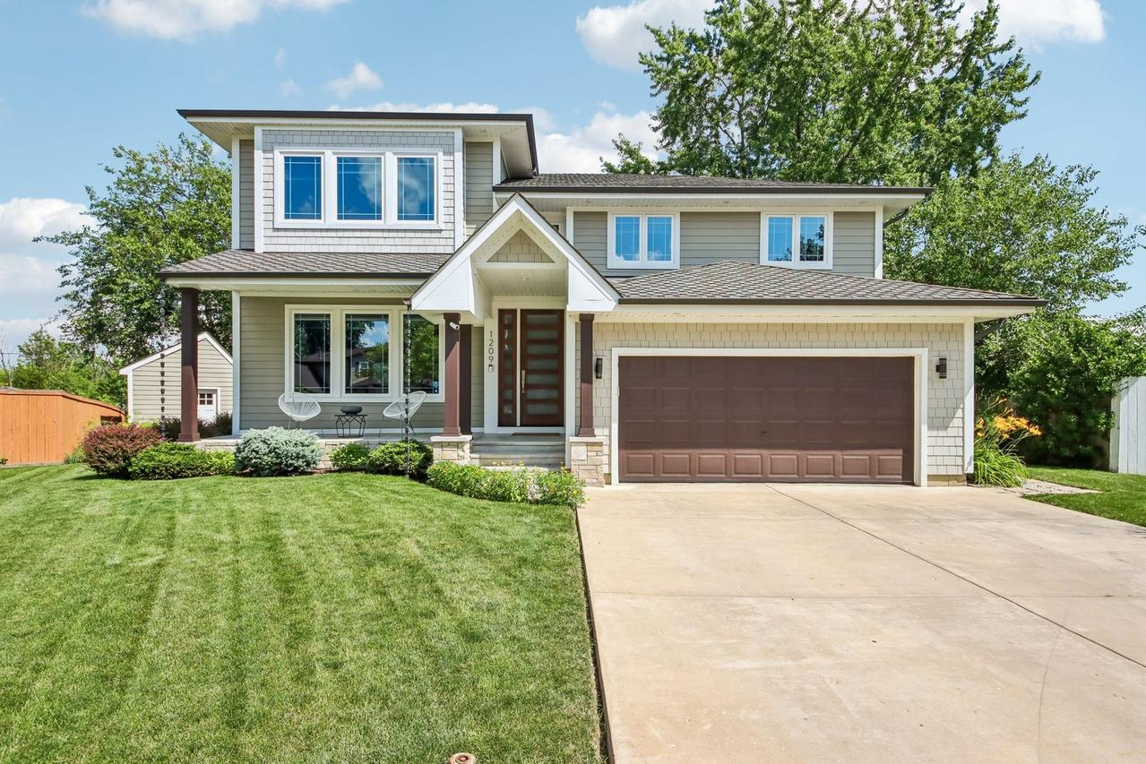 1209 Diane Ln., Elk Grove Village, IL 60007