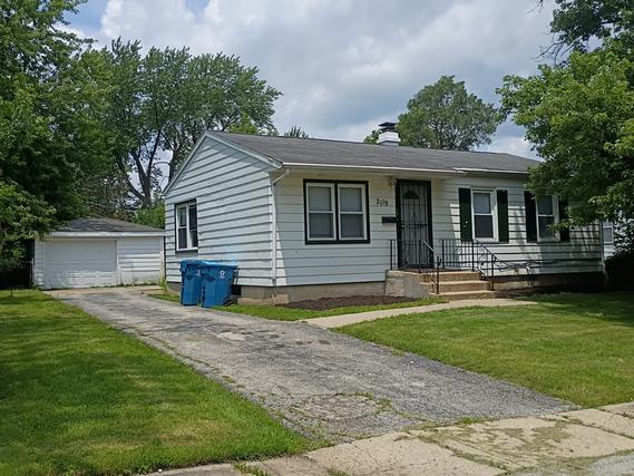 New Homes with Master Bedrooms on the 1st Floor in Sauk Village: June 27th to July 3rd