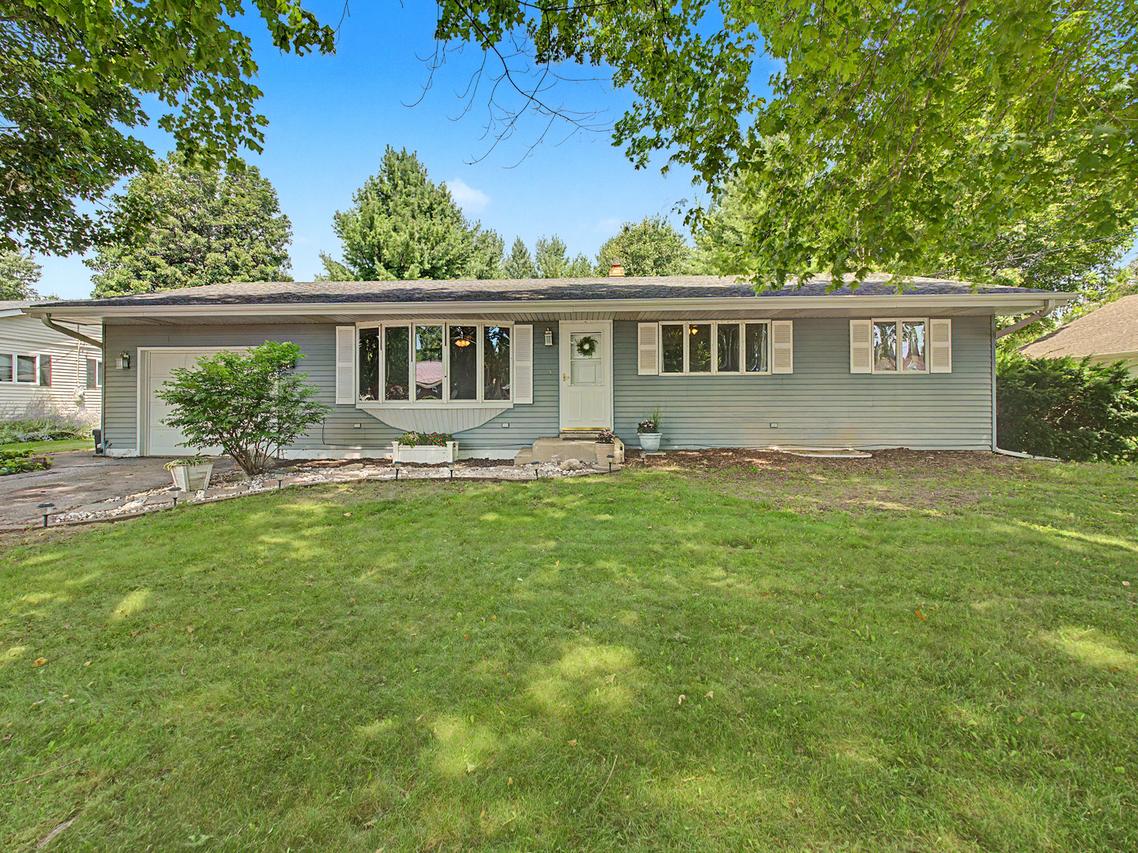 120 W Eisenhower St., Waterman, IL 60556