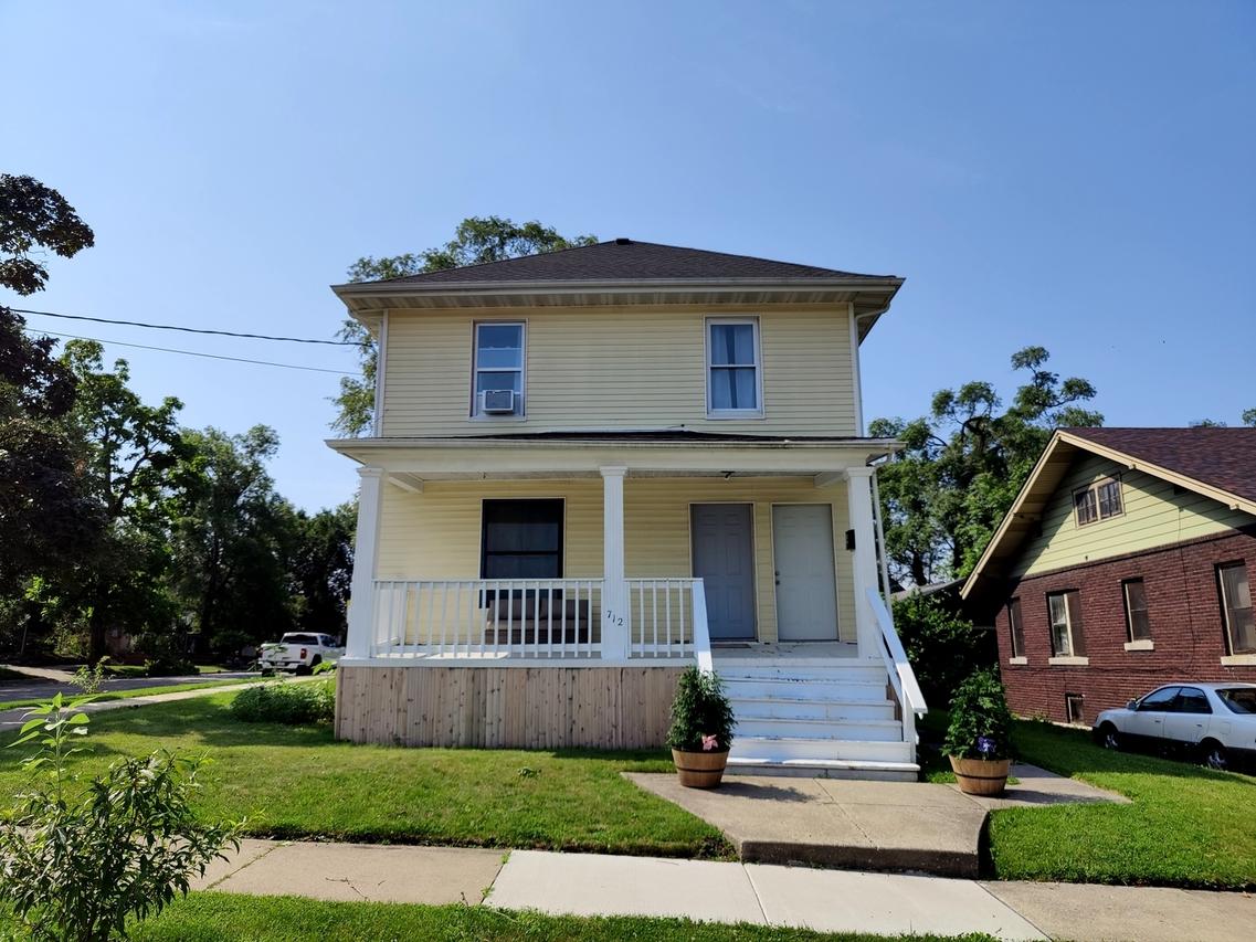 712 2nd Ave., Joliet, IL 60433