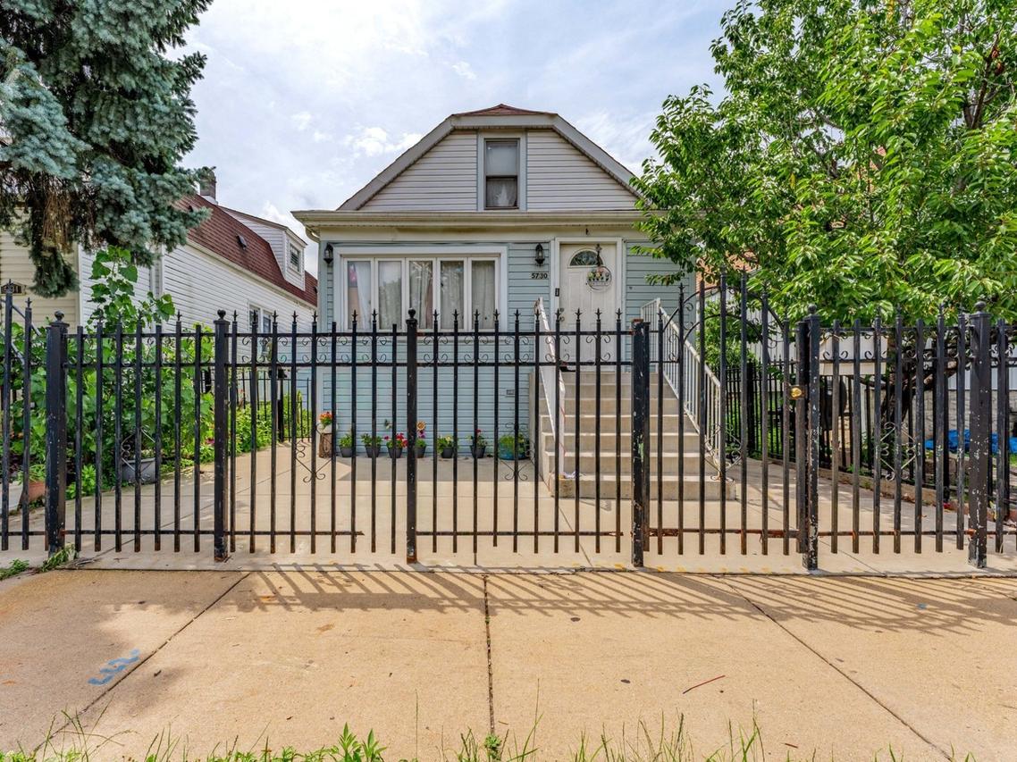 5730 S Washtenaw Ave., Chicago, IL 60629