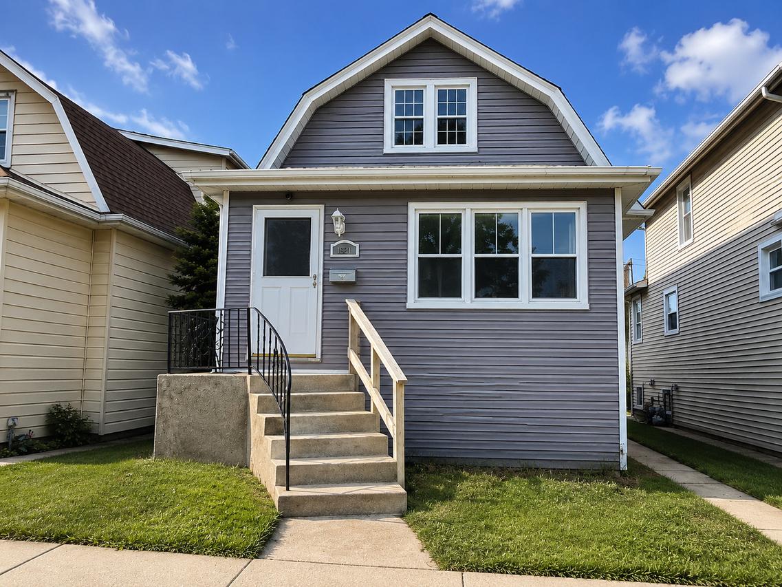 5630 W Cornelia Ave., Chicago, IL 60634