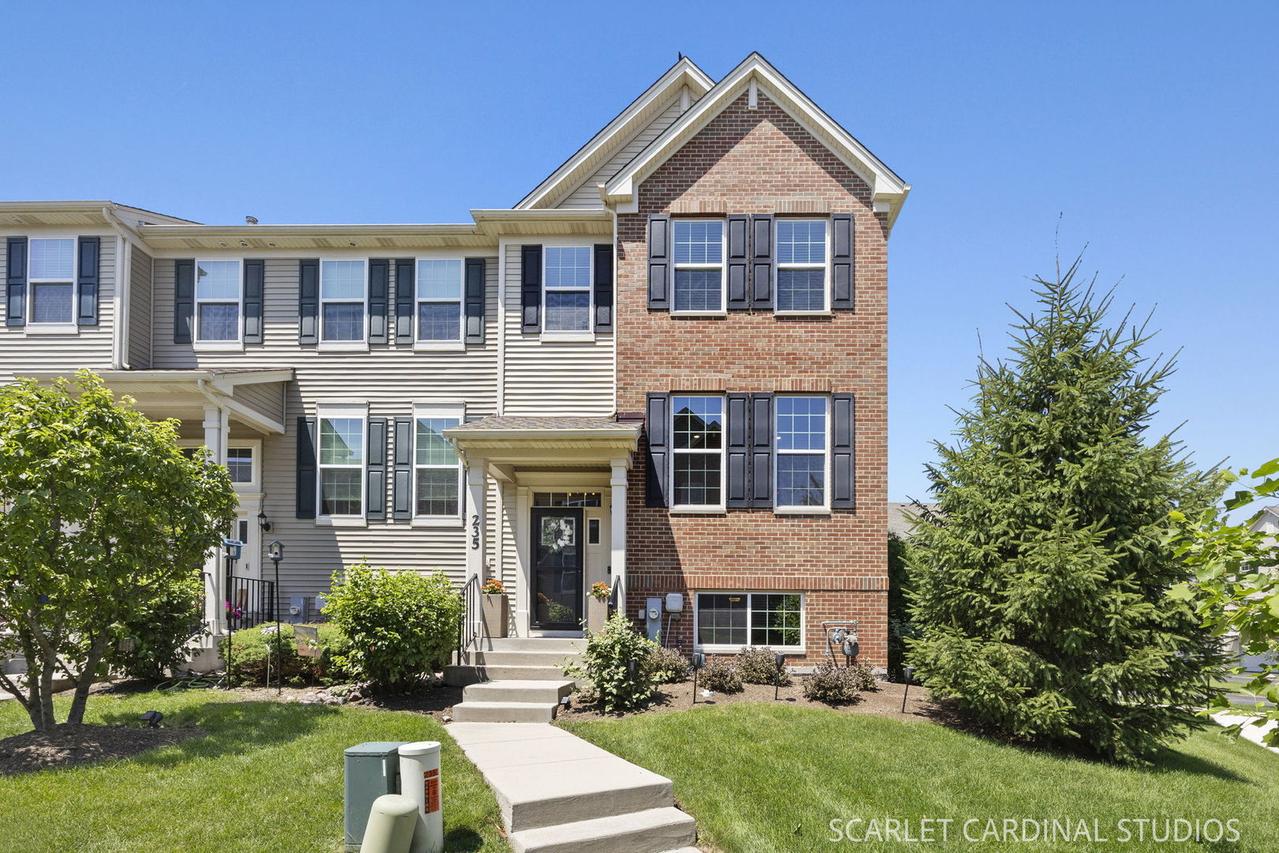 235 Lakeshore Dr., Oswego, IL 60543