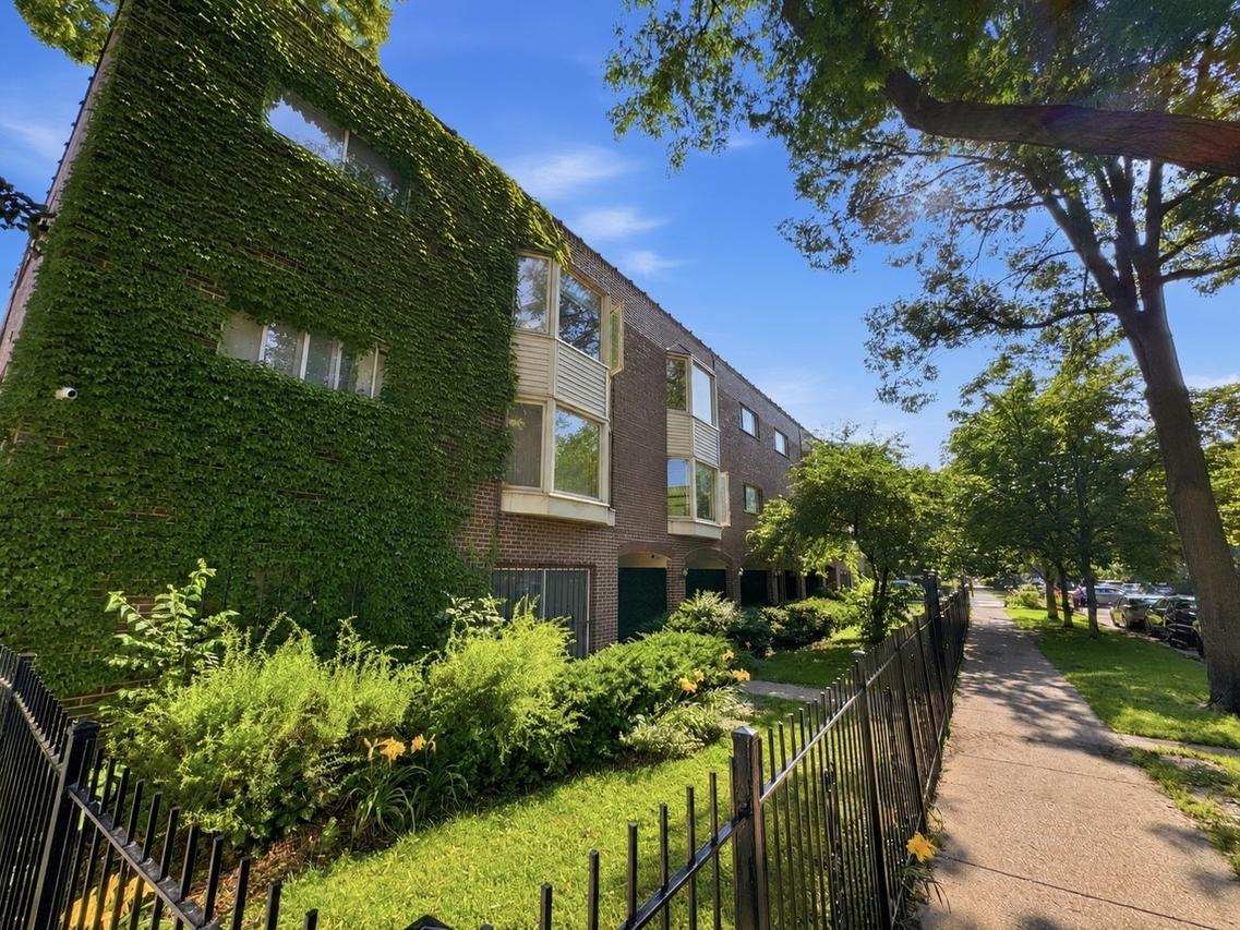 1612 W Farwell Ave. #3C, Chicago, IL 60626