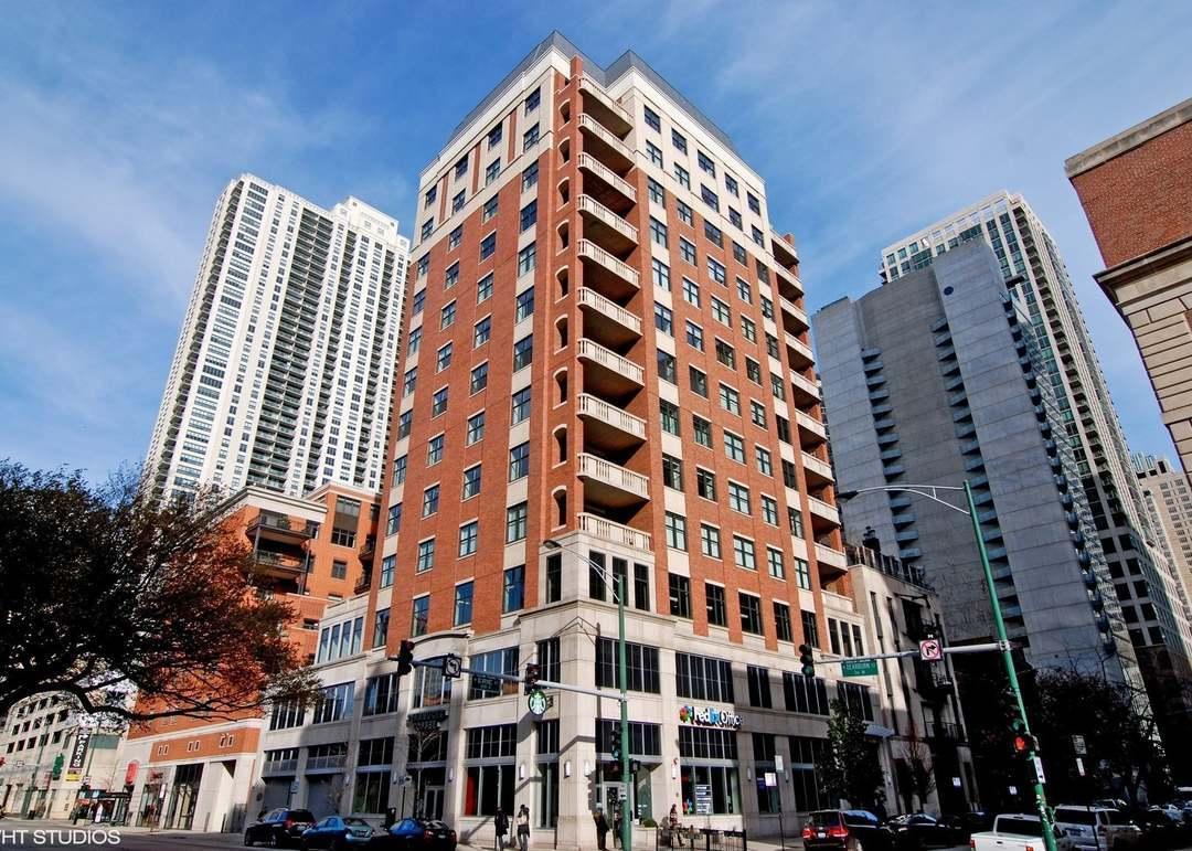 30 W Erie St. #501, Chicago, IL 60654