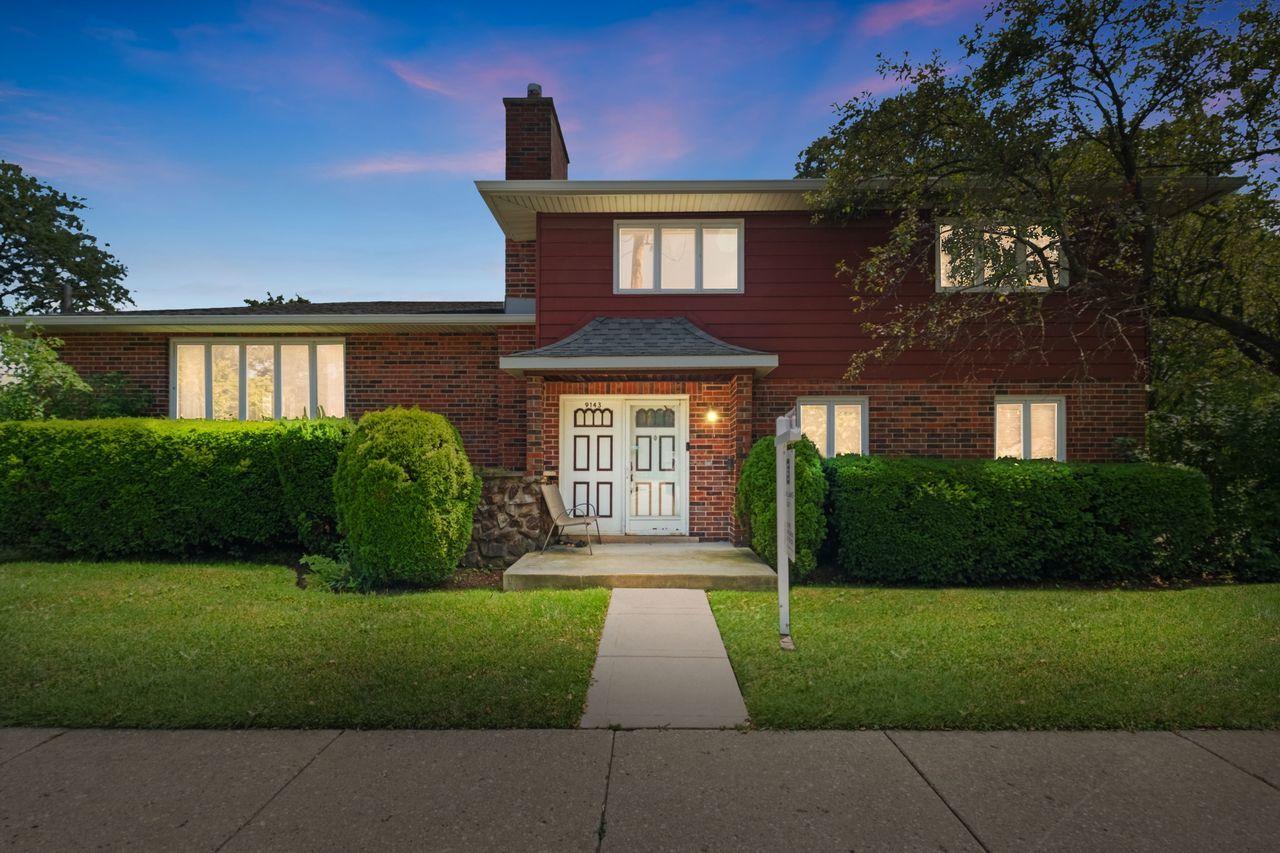 9143 Dr Korczak Ter., Skokie, IL 60076
