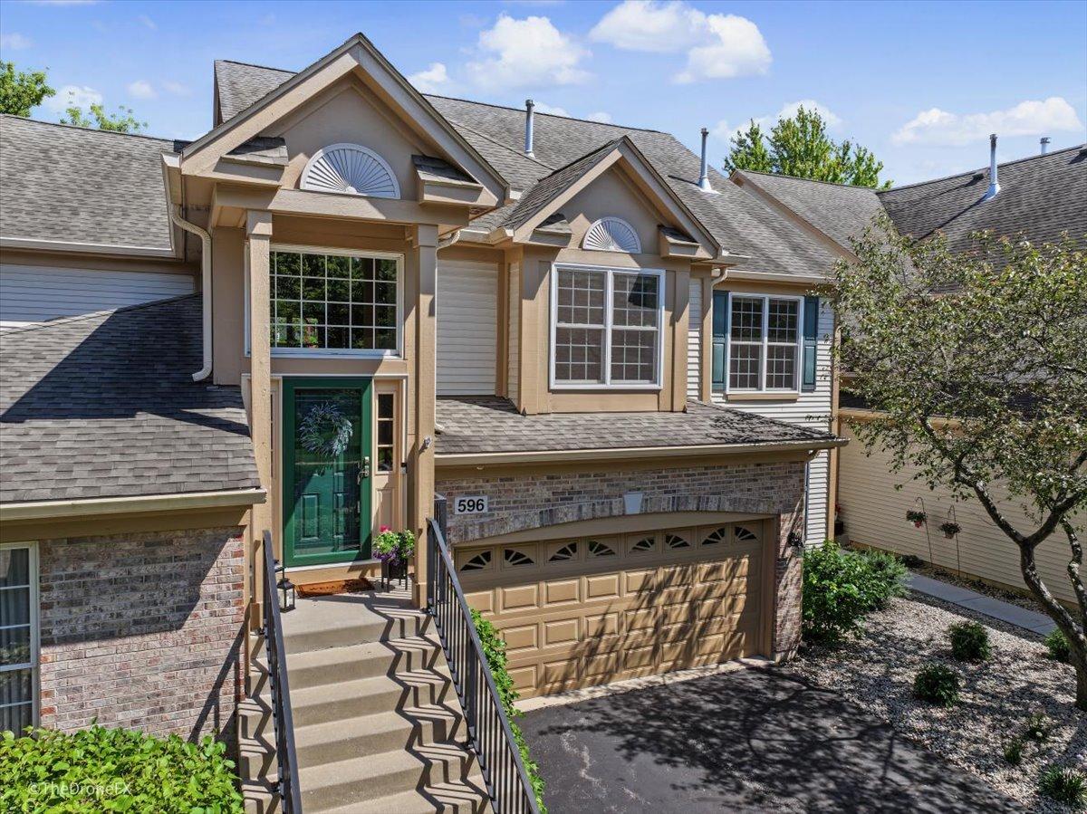 596 Harlowe Ln., Naperville, IL 60565