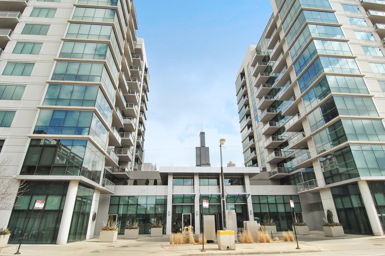123 S Green St. #809B, Chicago, IL 60607
