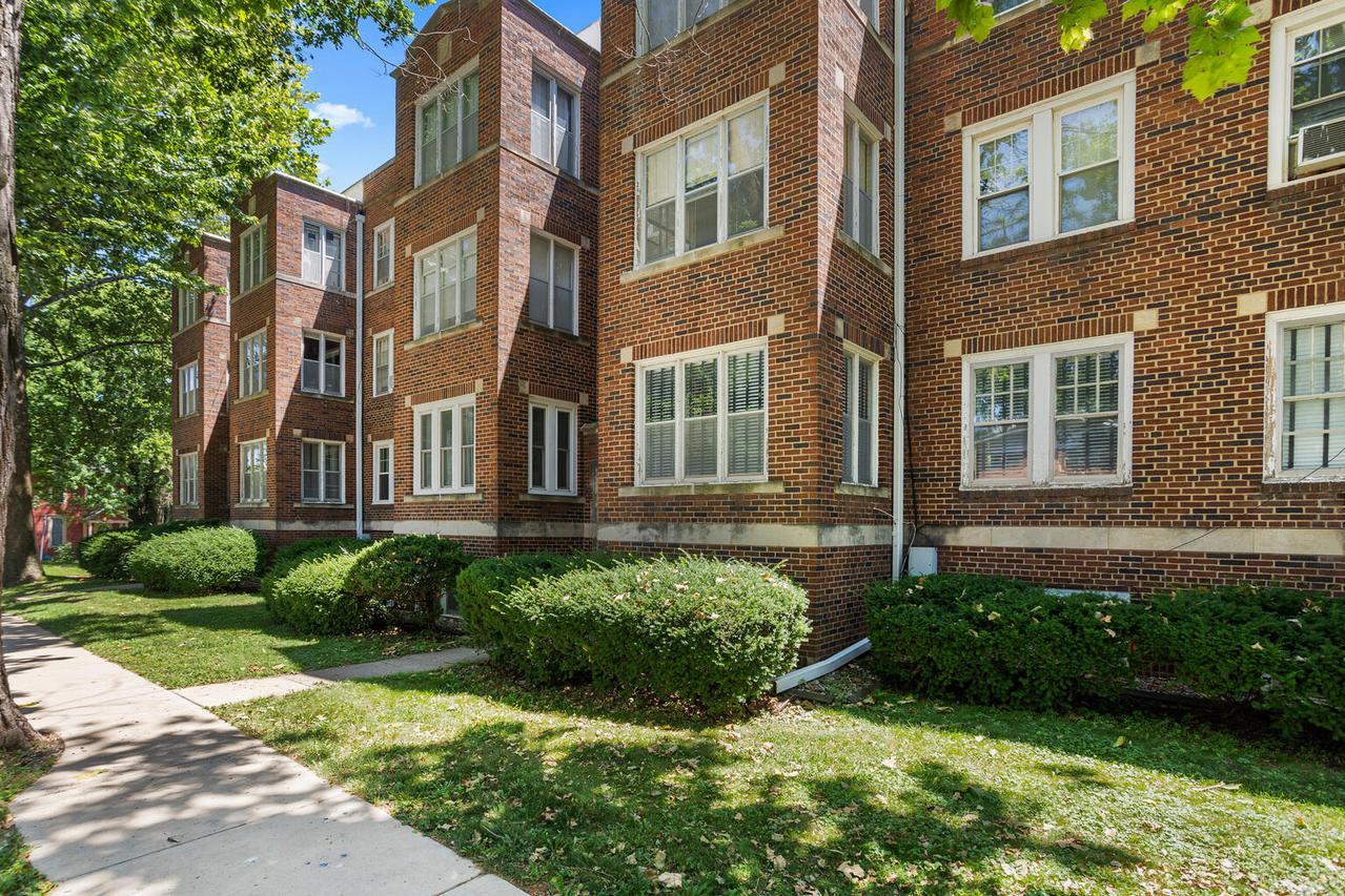 410 N State St. #4, Champaign, IL 61820