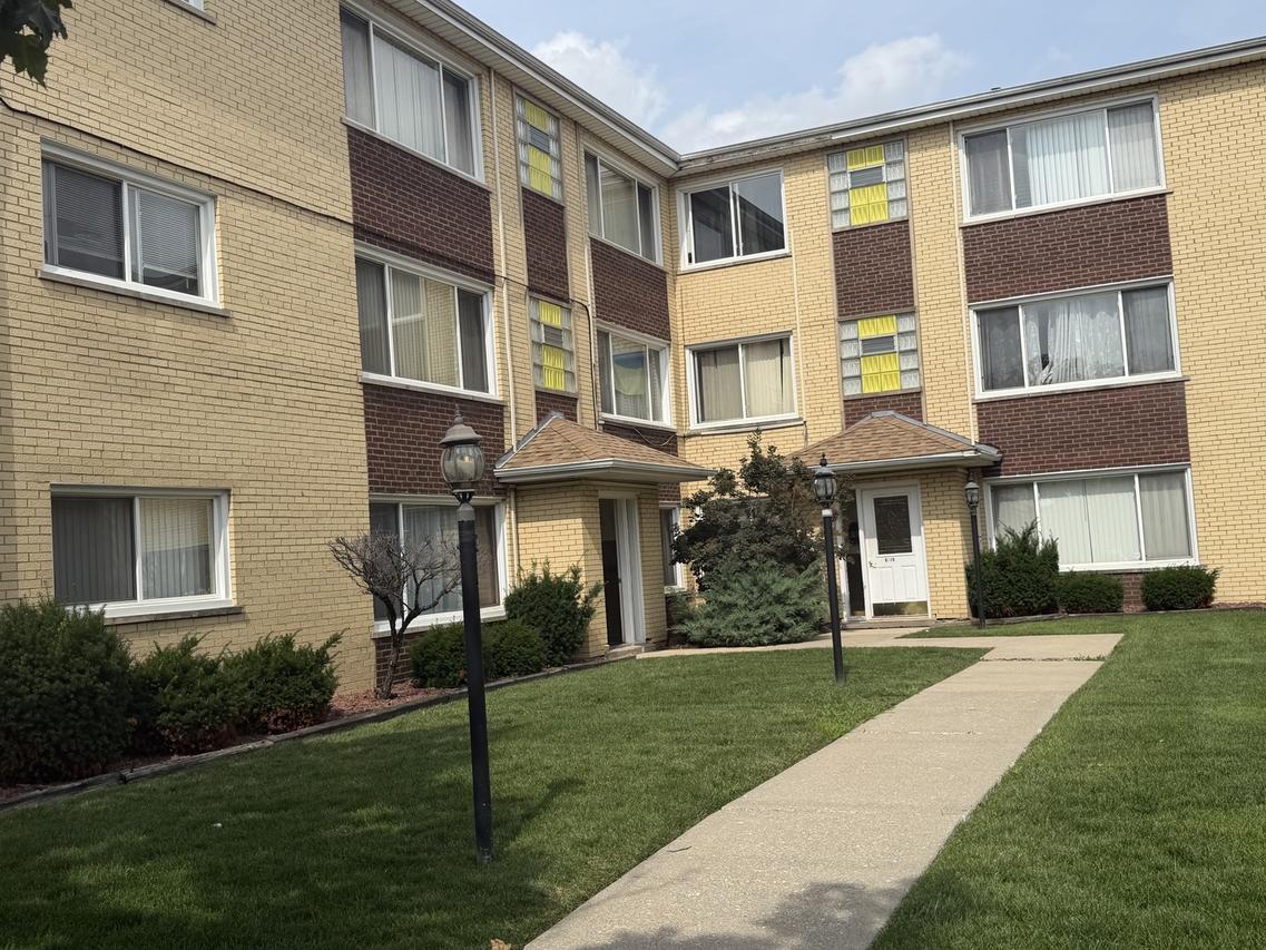 6313 S Oak Park Ave. #1C, Chicago, IL 60638