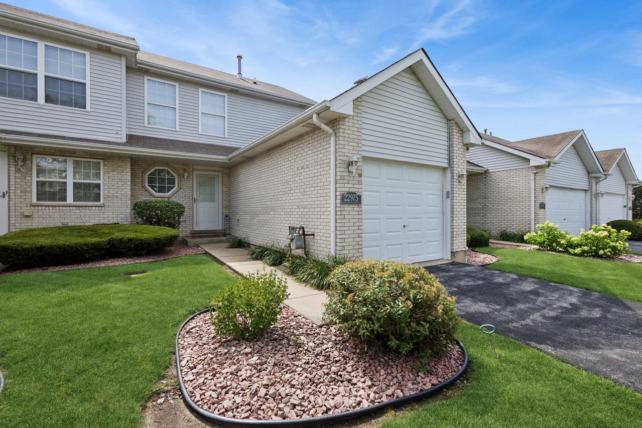 22975 Westwind Dr., Richton Park, IL 60471