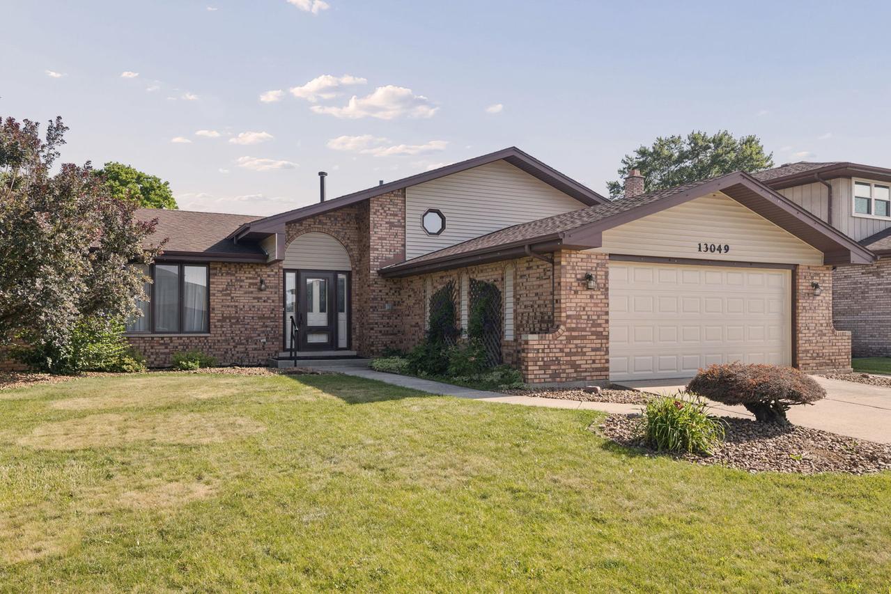 13049 Finch Ct., Homer Glen, IL 60491