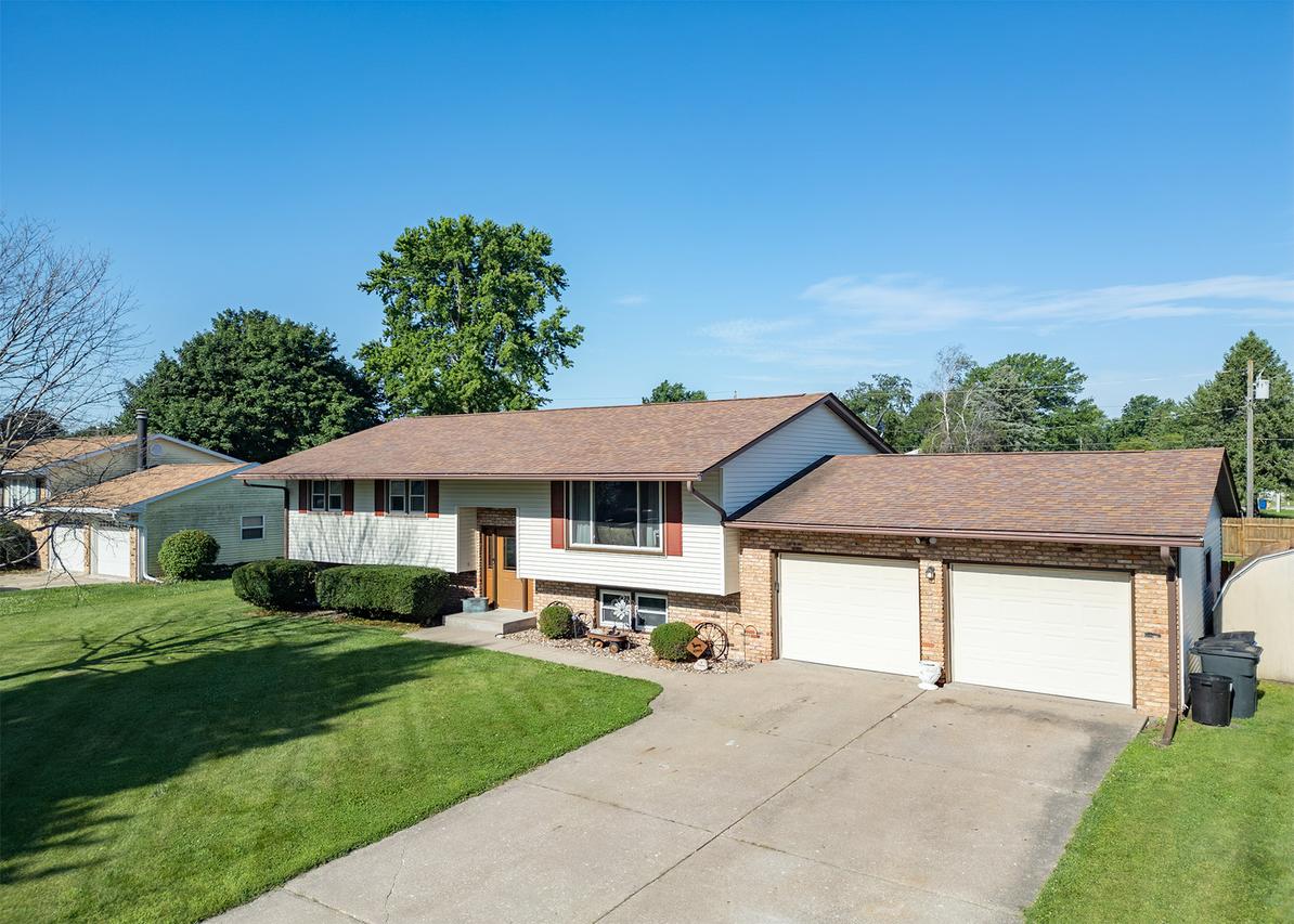 1404 14th St., Orion, IL 61273