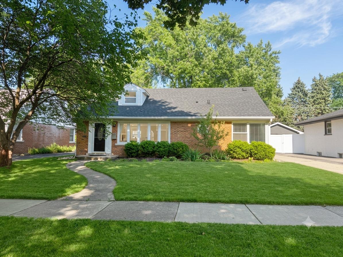 9 N Waverly Pl., Mount Prospect, IL 60056