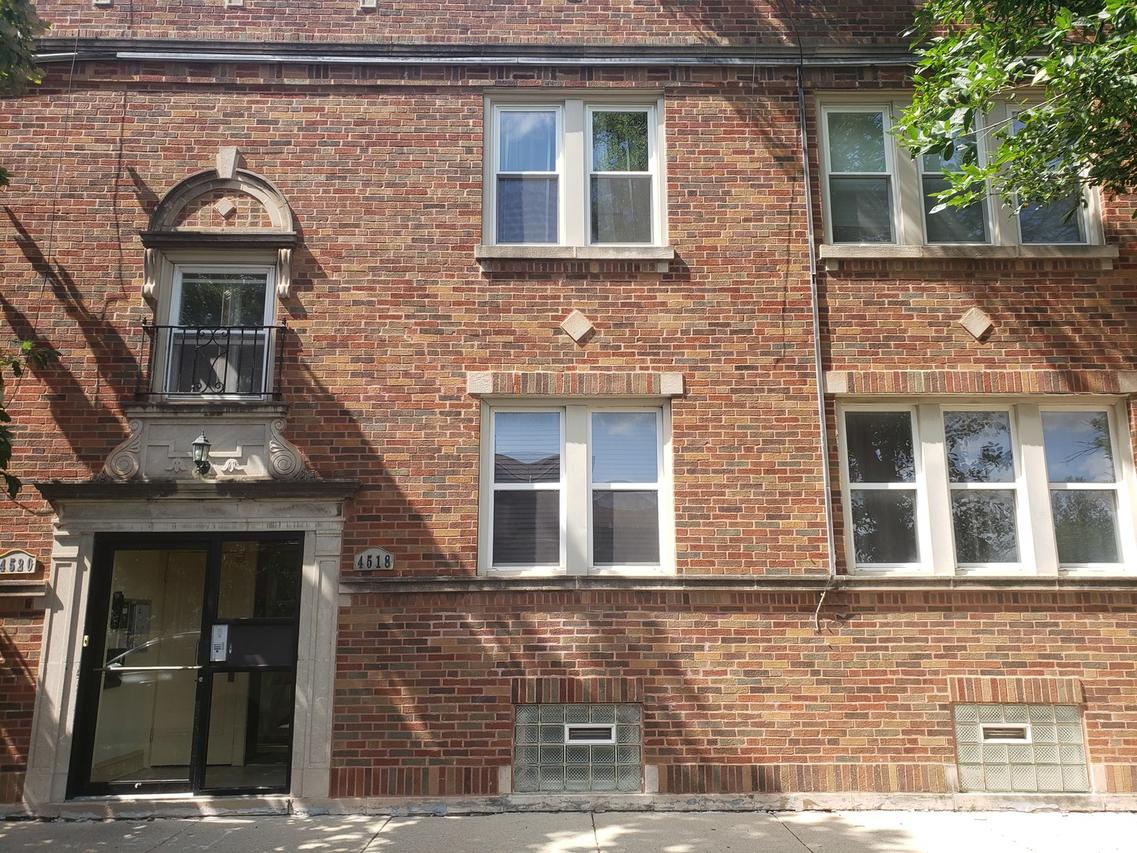 4518 W Wellington Ave. #1, Chicago, IL 60641